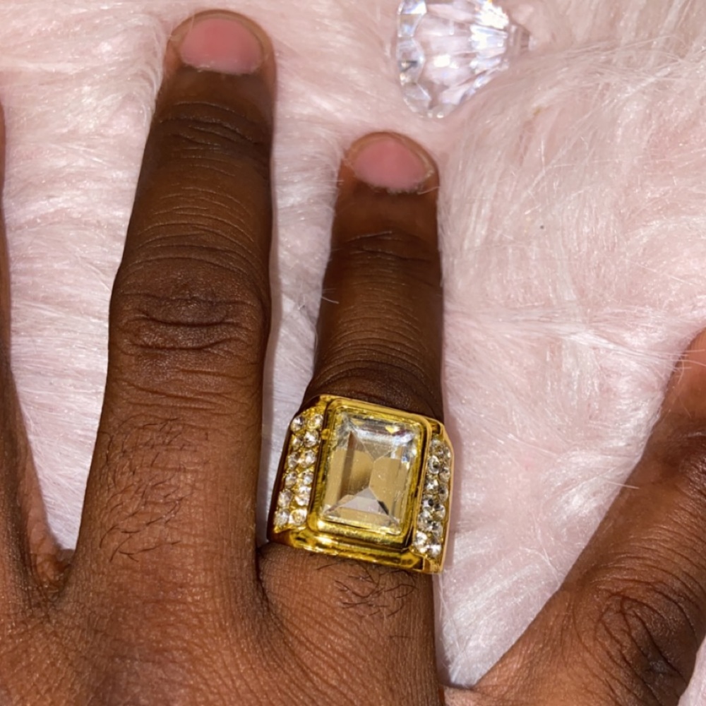 Men’s Ring - Picture 2 of 2